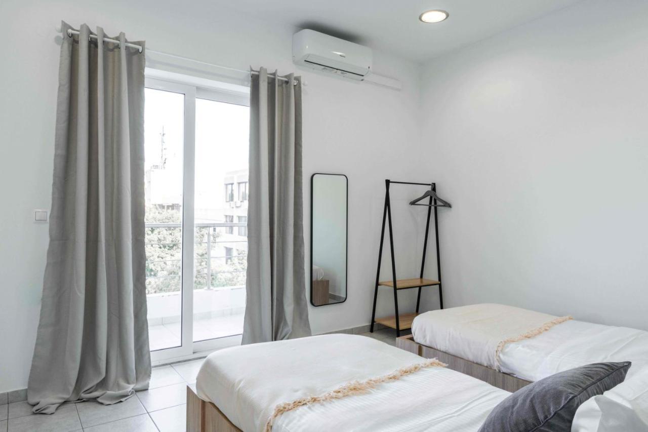 Phaedrus Living: Heraklion City View Flat Екстер'єр фото