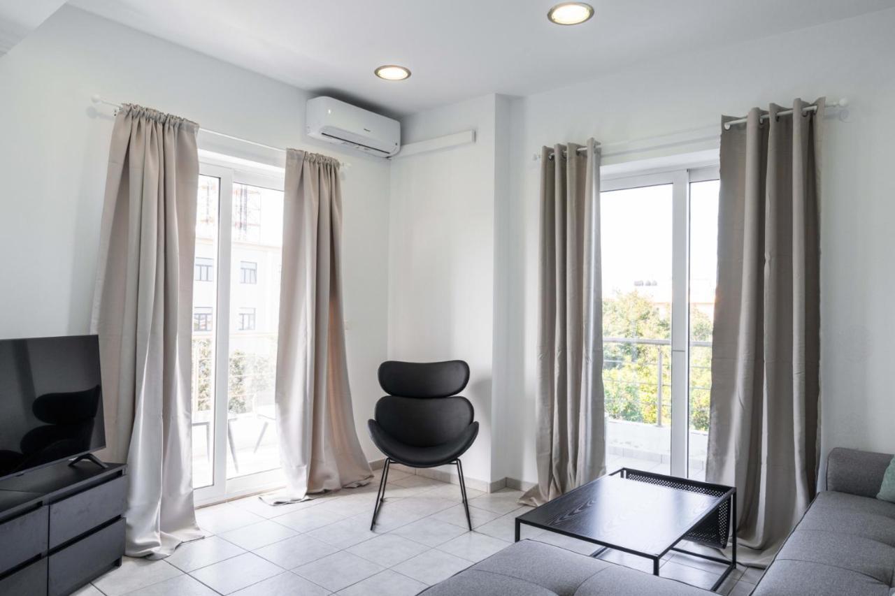 Phaedrus Living: Heraklion City View Flat Екстер'єр фото